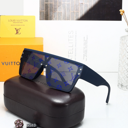 9853  Sunglasses with box