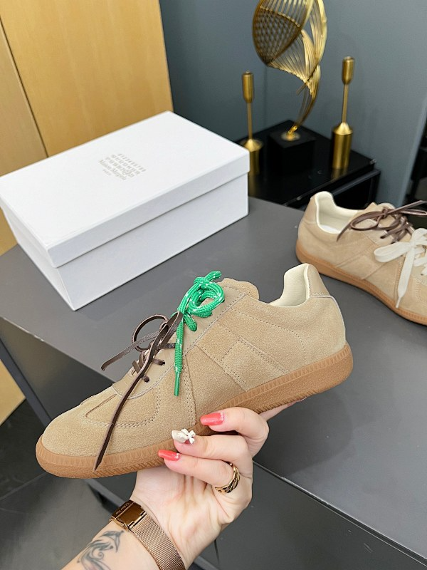 OMS1 Leather Shoes Women 35-40 Man 40-45 with box