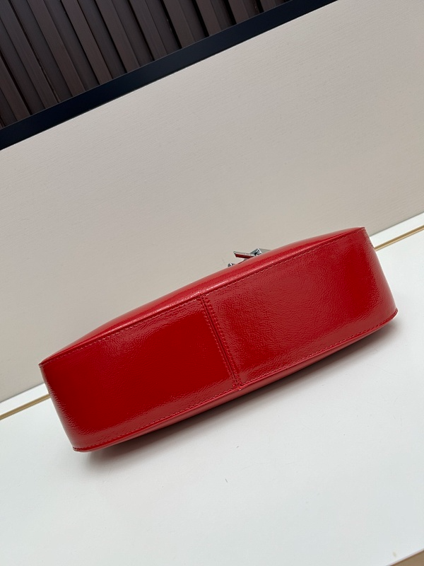 LGIP1 Leather shoulder bag 18-30-8CM Handbag