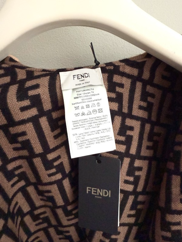 XFC2 Cashmere blend Shawl 140-140CM Scarf