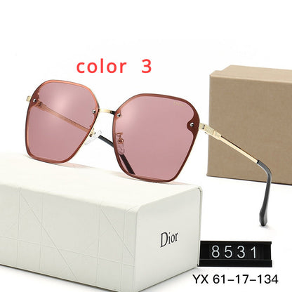 8531 Sunglasses with box