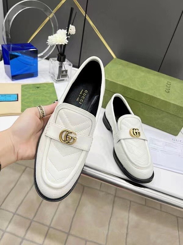 OGS29 Women 35-42 Leather Shoes with box