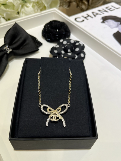 CHN69   Women's Color blocked Bow Full Diamond Necklace Jewelry