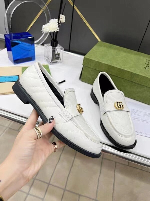 OGS29 Women 35-42 Leather Shoes with box