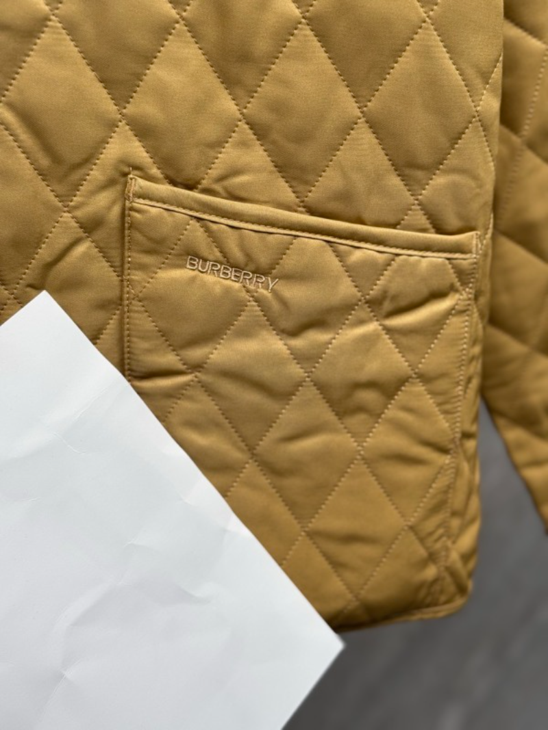 110089  New pocket letter embroidered cotton jacket Top quliaty 1:1 clothing