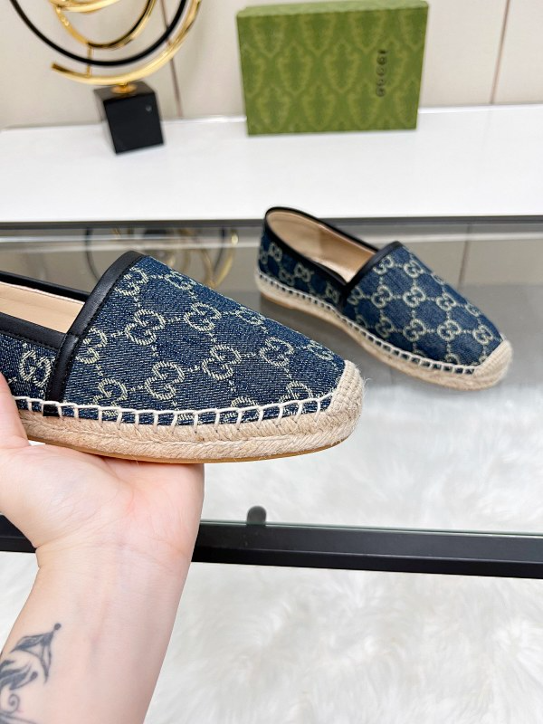 OGS32 Women 35-42 Shoes with box