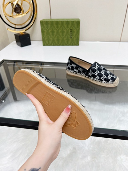 OGS33 Women 35-42 Shoes with box