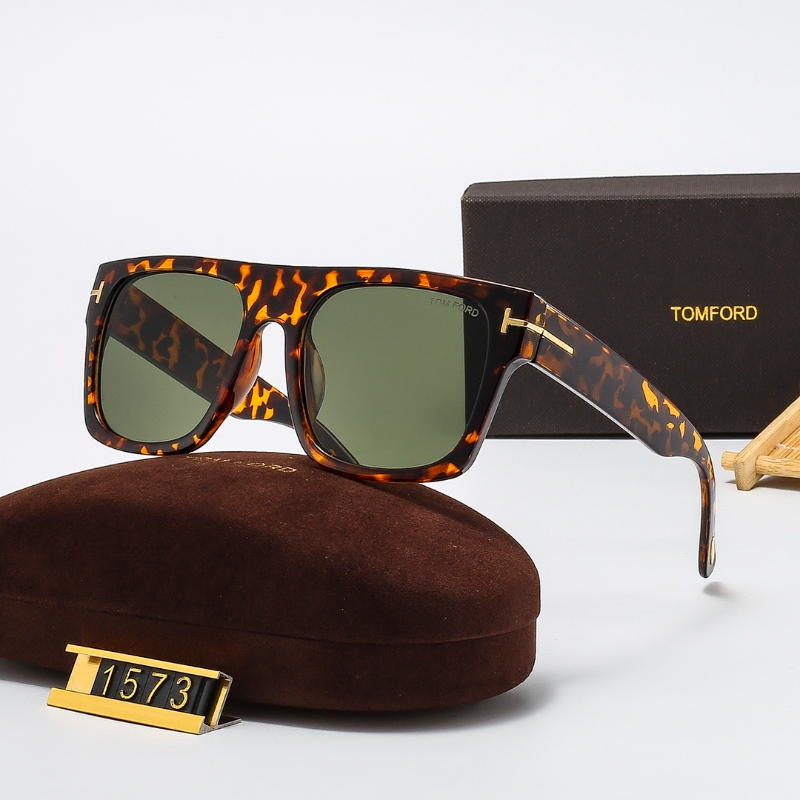 1573  Sunglasses with box