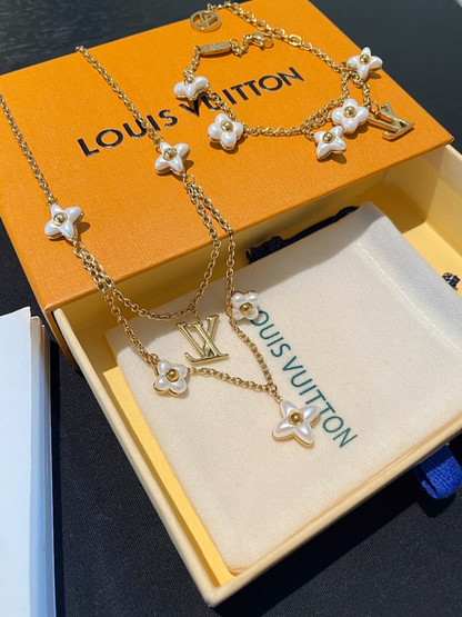 L220  Women's Titanium Steel Bracelet Jewelry