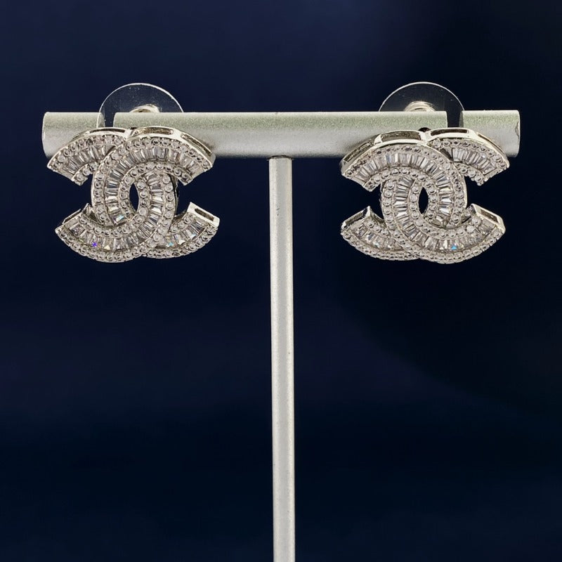 CHE188 Classic CC Diamond Earrings High Quality Jewelry