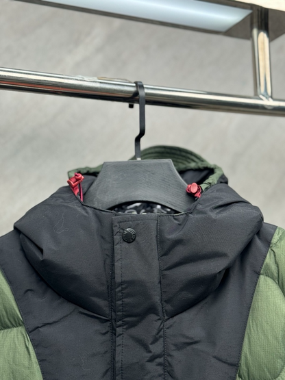 109944  Men's and women's new northern down jacket clothing