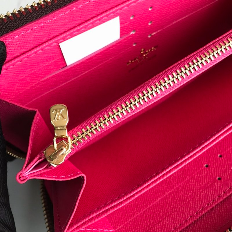 LLP000 Classic PVC bag 19x10CM with box
