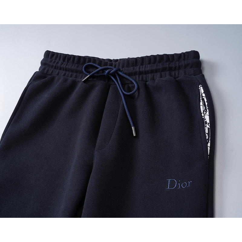 DIC200  New men's autumn and winter long sleeved suit top+pants clothing