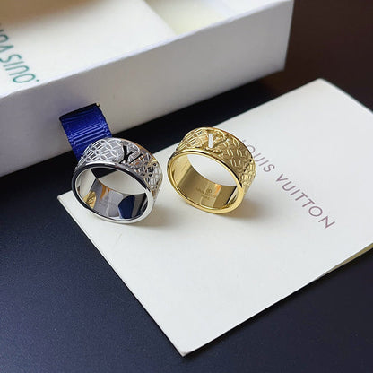 J114   New titanium steel ring jewelry