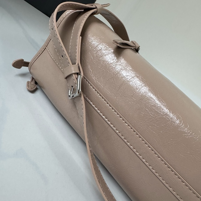 LMP31 bag 30 X15 X10 cm travel bag