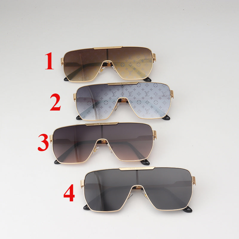 1079 Sunglasses with box