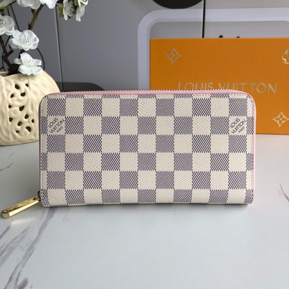 LLP000 Classic PVC bag 19x10CM with box
