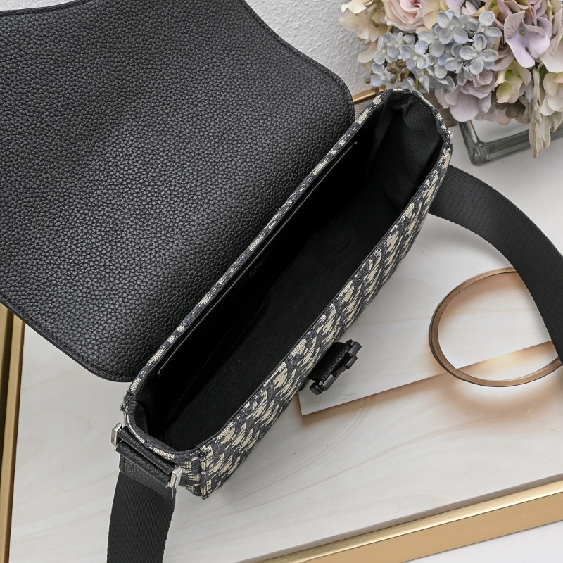LDP81 bag 23x17.5x6CM Shoulder bags
