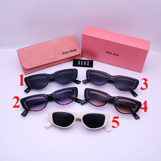 3102  Sunglasses with box