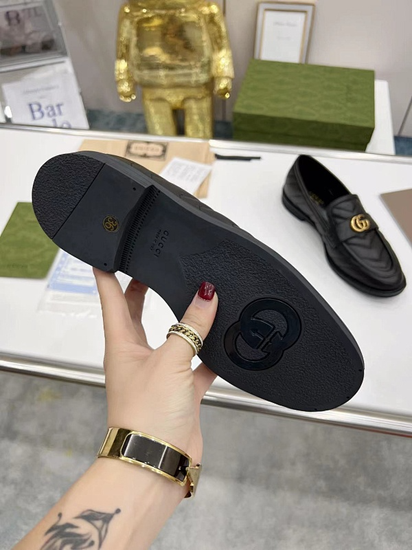 OGS29 Women 35-42 Leather Shoes with box