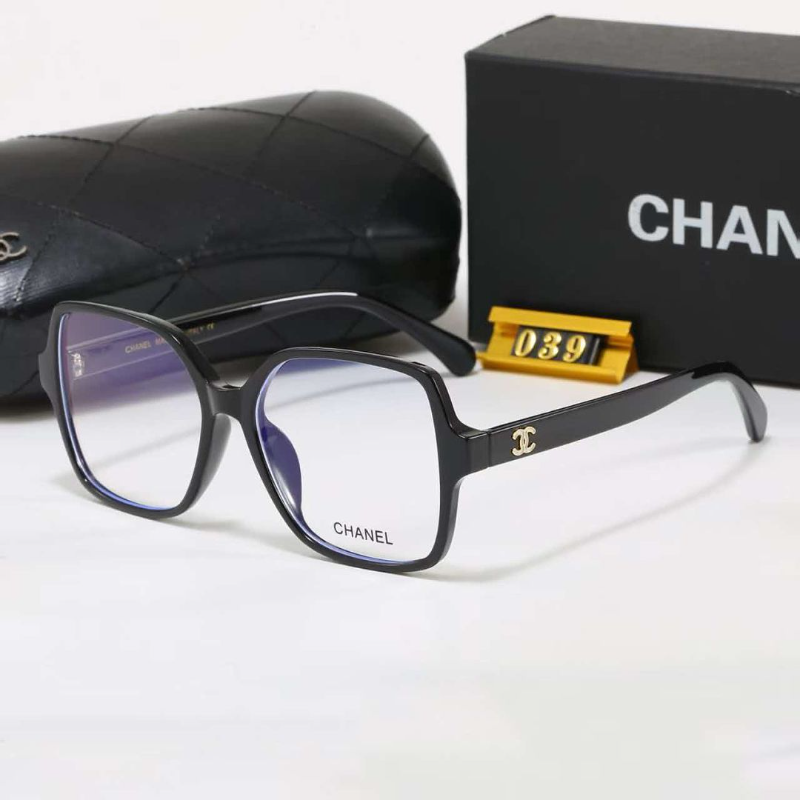 039  Sunglasses with box
