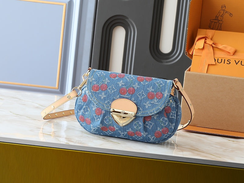 LLP285 bag 27.0-18.0-3.0CM Shoulder bags