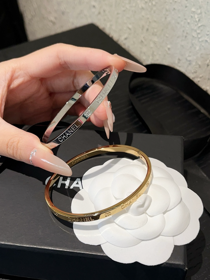 S499  Women's Titanium Steel Bracelet Jewelry