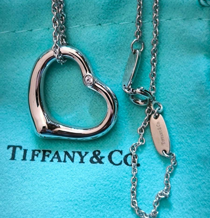 TN024  Women's heart-shaped stainless steel necklace jewelry
