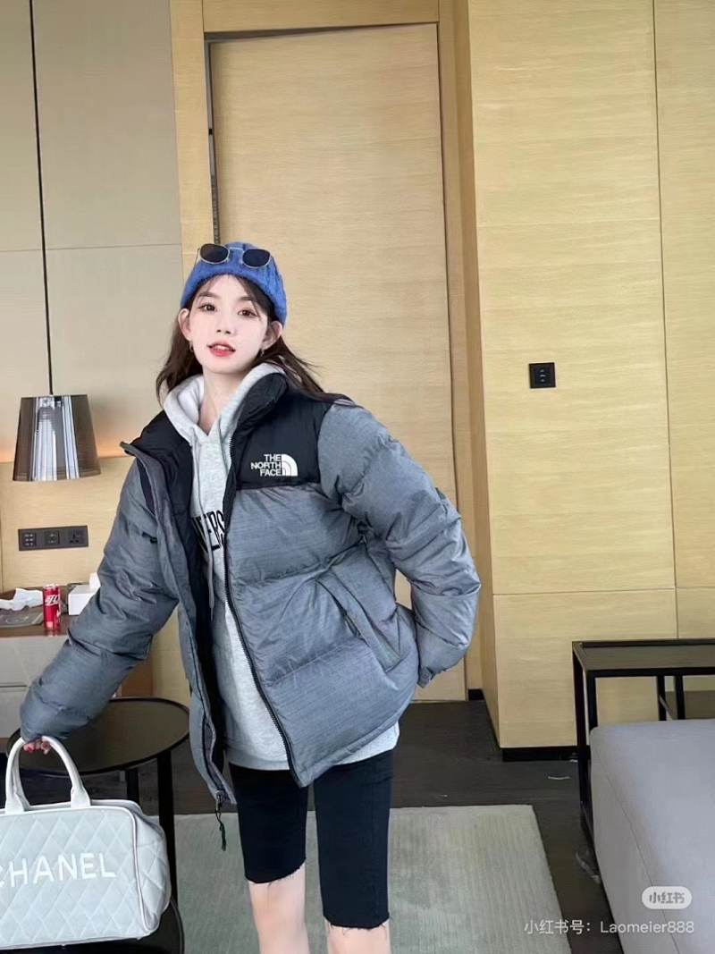 105933  Men's and women's classic down jacket from the north clother