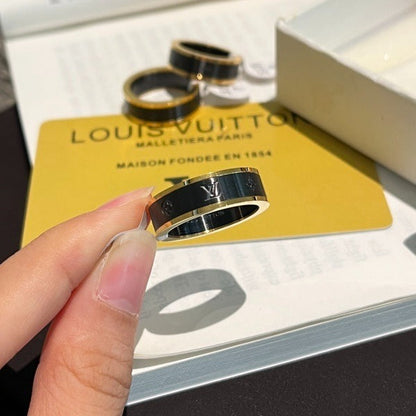 J148  Men's and women's universal titanium steel ring jewelry