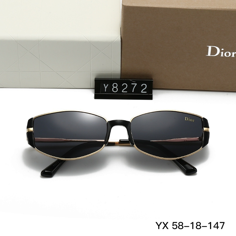 8272 Sunglasses with box