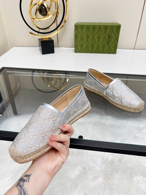 OGS32 Women 35-42 Shoes with box