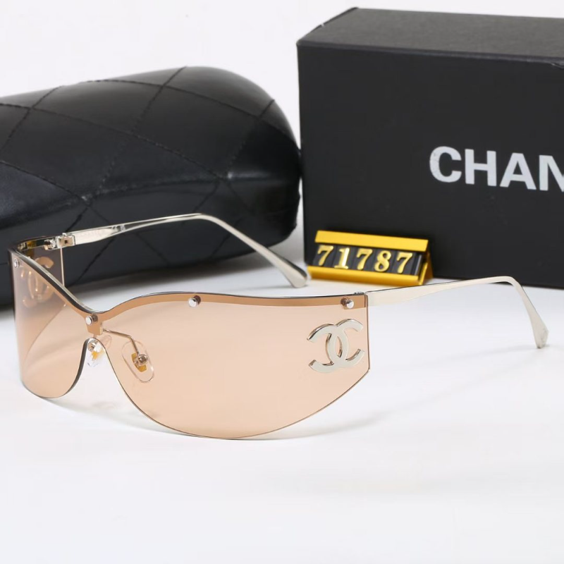71787  Sunglasses with box