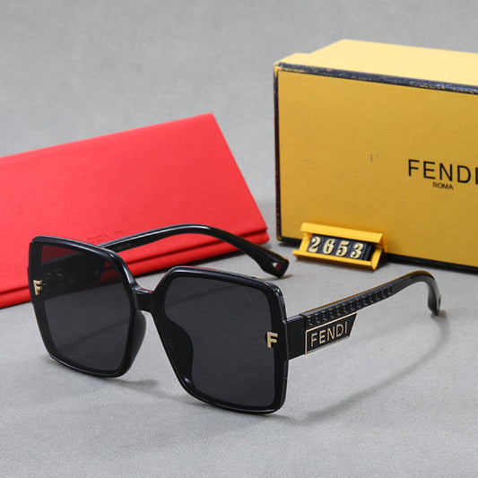 2653   Sunglasses with box