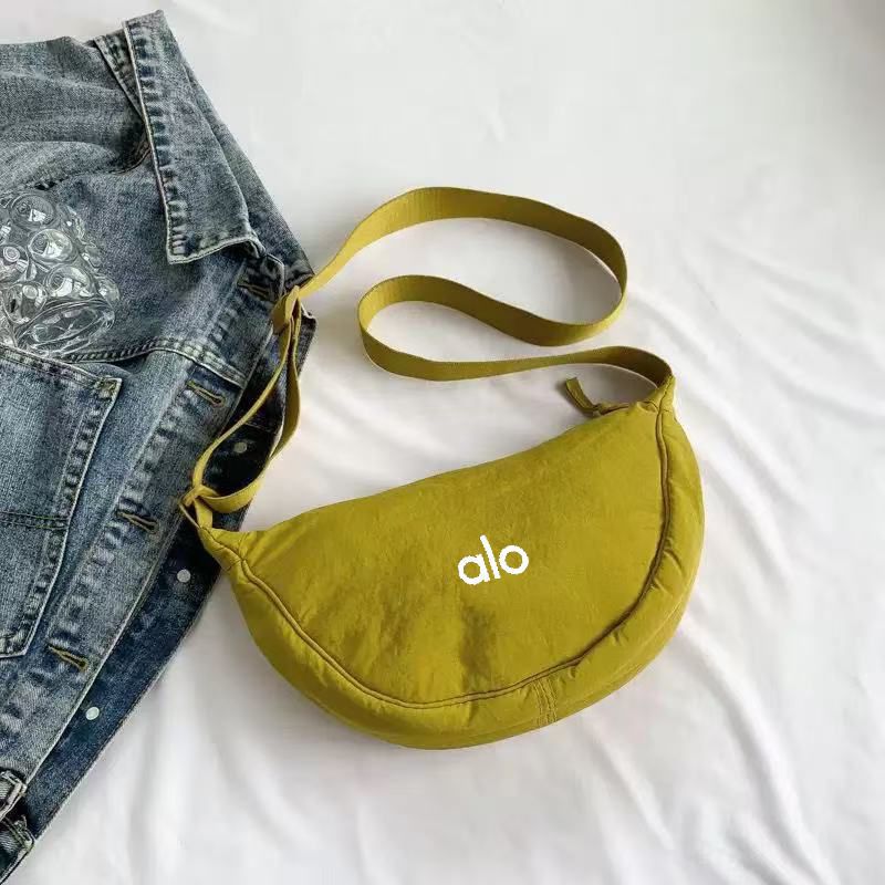 PALB3 Men's and women's crescent shaped bags are casual and versatile, lightweight and trendy armpit dumpling bags