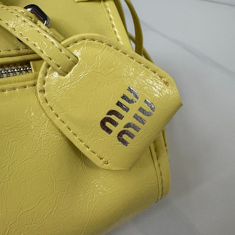LMP31 bag 30 X15 X10 cm travel bag