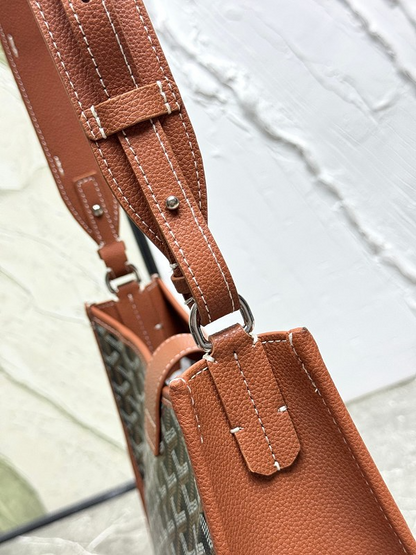 LGP115 bag 28-22-10CM Shoulder bags