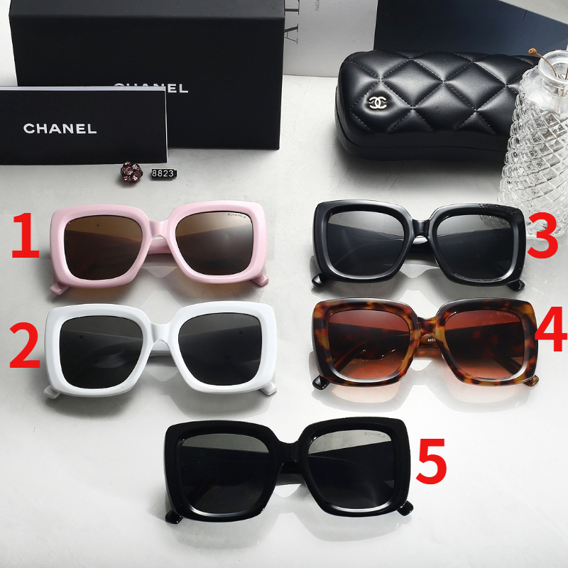 8853   Sunglasses with box