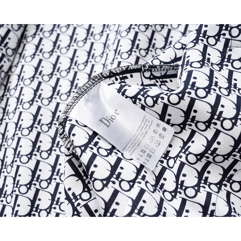 DIC200  New men's autumn and winter long sleeved suit top+pants clothing