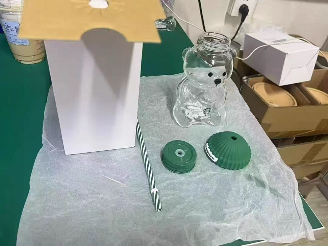 BBC1  Hot Bear Coffee Maker Cold Drink Glass Cup