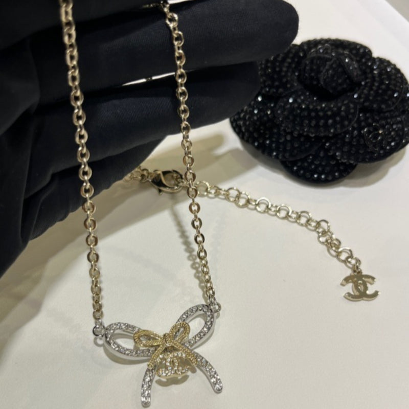 CHN69   Women's Color blocked Bow Full Diamond Necklace Jewelry