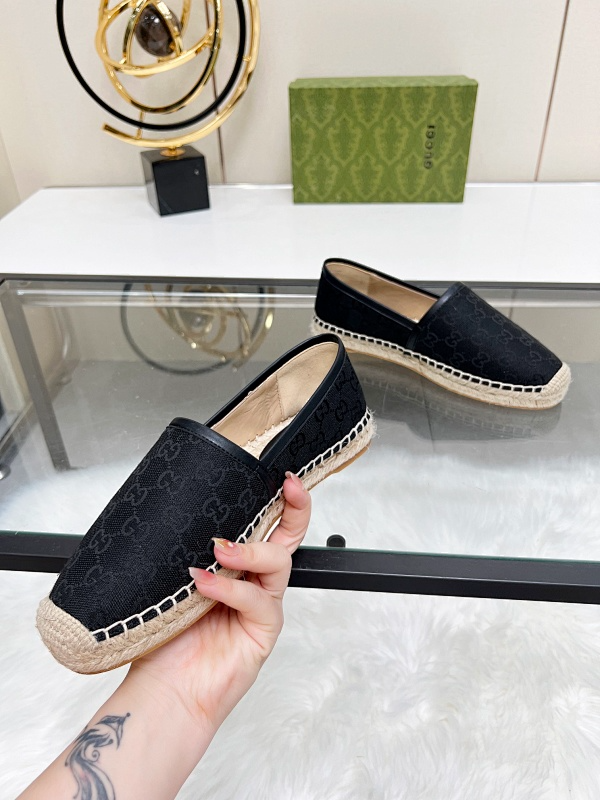 OGS32 Women 35-42 Shoes with box