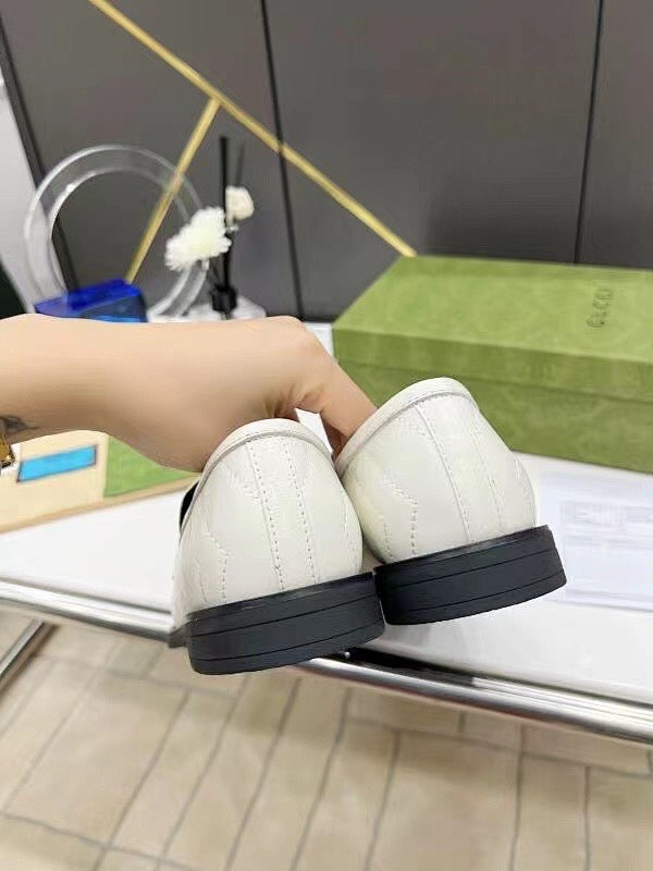 OGS29 Women 35-42 Leather Shoes with box