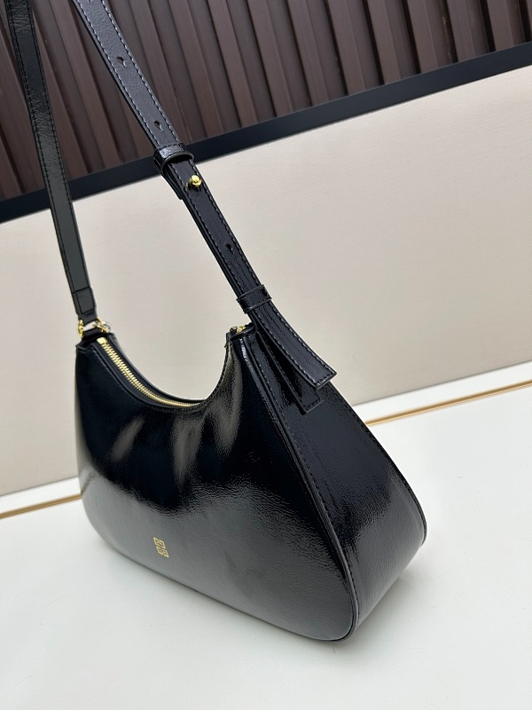 LGIP1 Leather shoulder bag 18-30-8CM Handbag