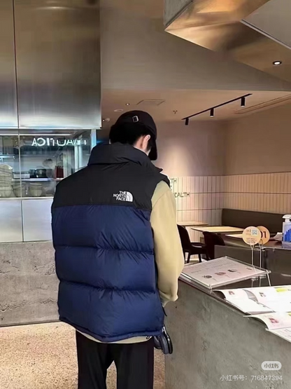 110429  Men's and women's classic high and full embroidered logo down vest clothes on the north side