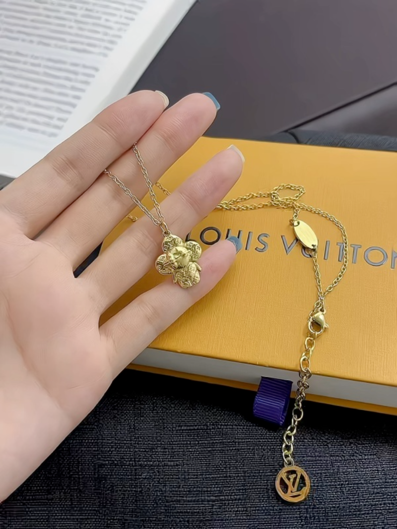 X703   Women's Titanium Steel Necklace Jewelry