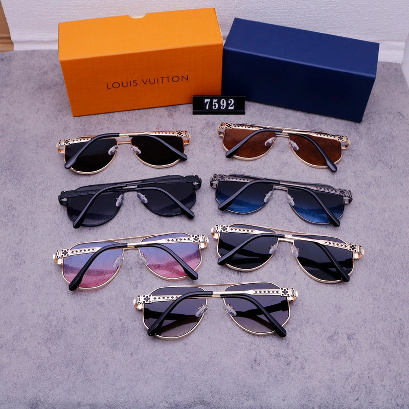 7592 Sunglasses with box