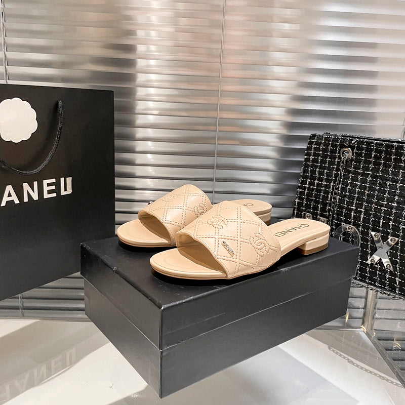 MJCS08 Leather slippers Women shoes 35-40 With box