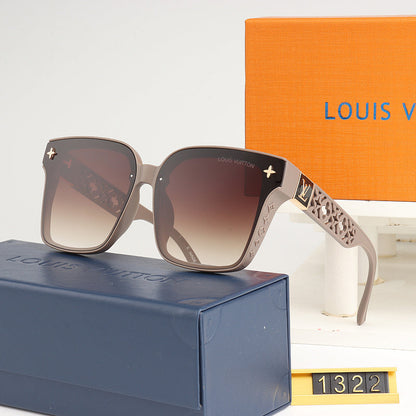 1322 Sunglasses with box