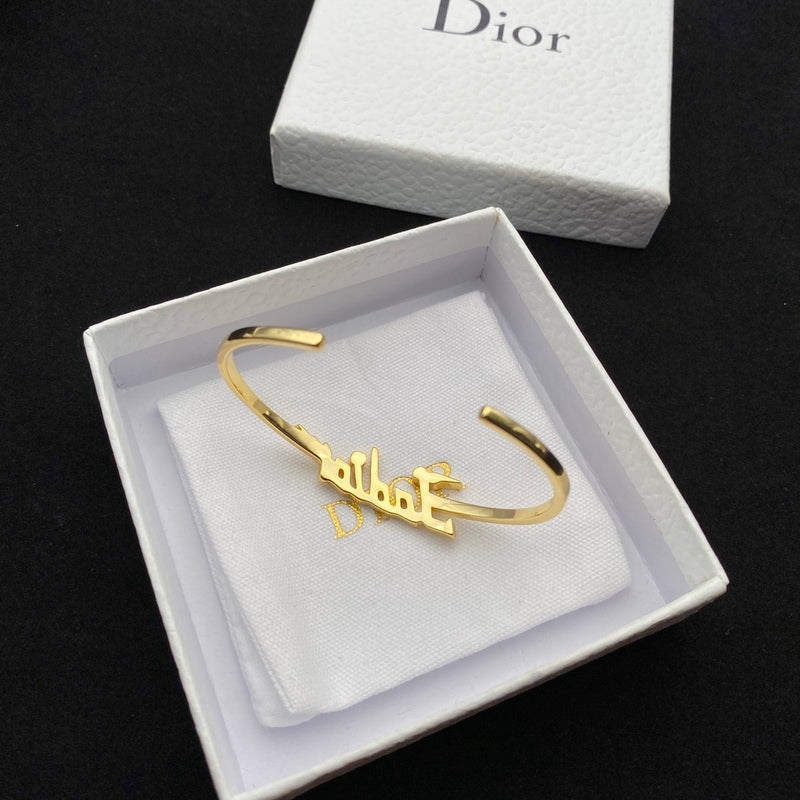 DIB37  Classic ladies bracelet  Jewelry